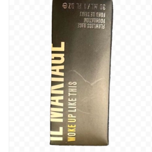 IL MAKIAGE Foundation #120 NEW IN BOX - Picture 2 of 7